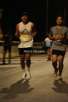 Runner Photo 2679100