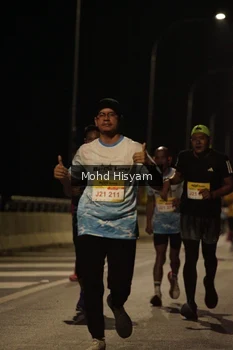 Runner Photo 2679120