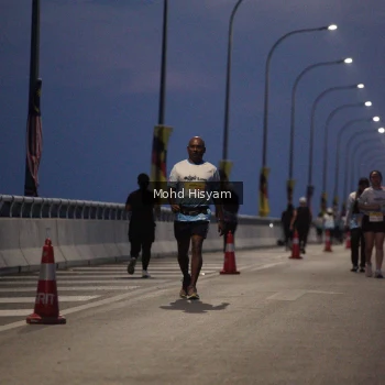 Runner Photo 2680468