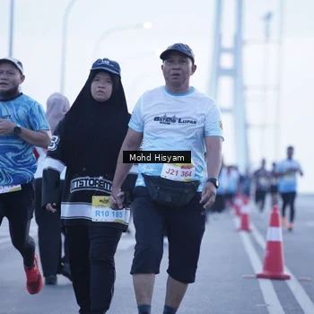Runner Photo 2681138