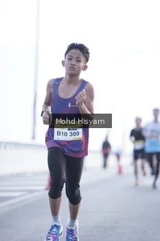 Runner Photo 2681333