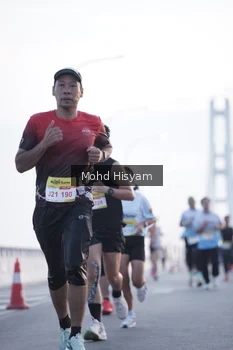 Runner Photo 2681536