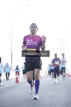 Runner Photo 2681696