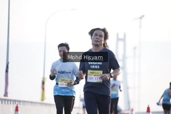 Runner Photo 2681877