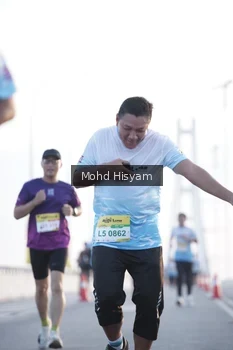 Runner Photo 2682024