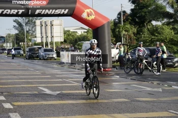 Runner Photo 2682246