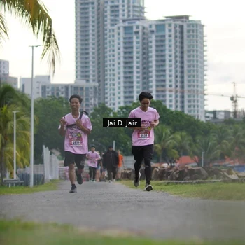 Runner Photo 2684465