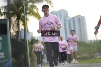 Runner Photo 2686435