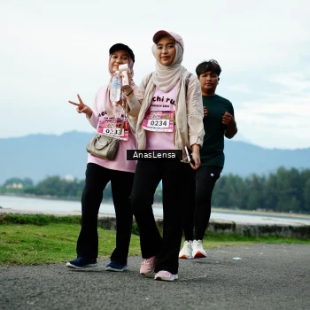 Runner Photo 2702916