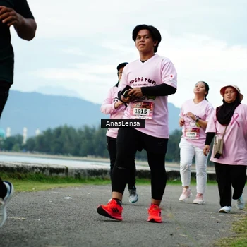 Runner Photo 2702921
