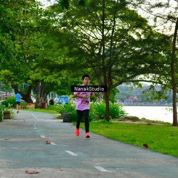 Runner Photo 2703260