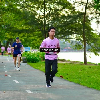 Runner Photo 2703374