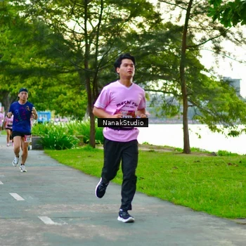 Runner Photo 2703378