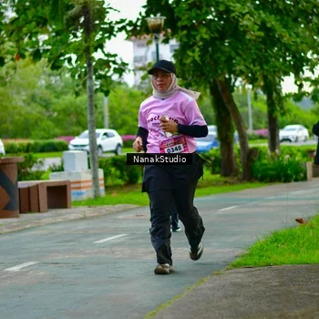Runner Photo 2703530