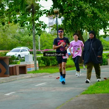 Runner Photo 2703538