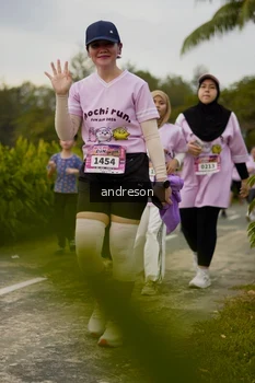 Runner Photo 2703902
