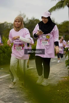 Runner Photo 2703909