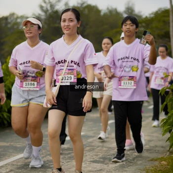 Runner Photo 2705349