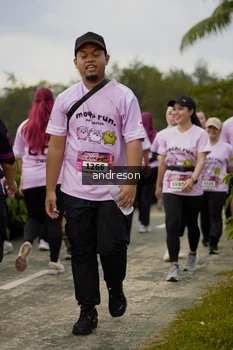 Runner Photo 2705396