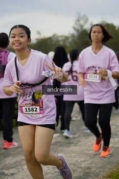 Runner Photo 2705574