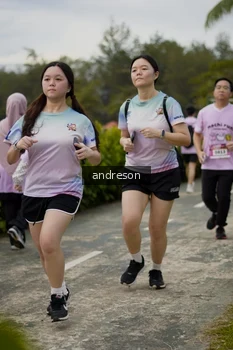 Runner Photo 2705678
