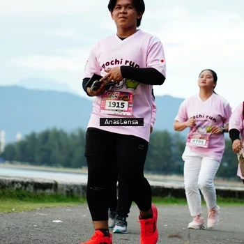 Runner Photo 2716885