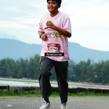 Runner Photo 2716898