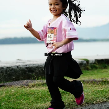 Runner Photo 2717216