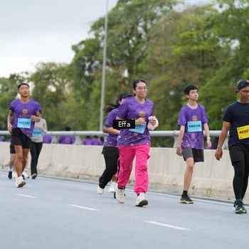 Runner Photo 2720206