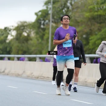 Runner Photo 2720241