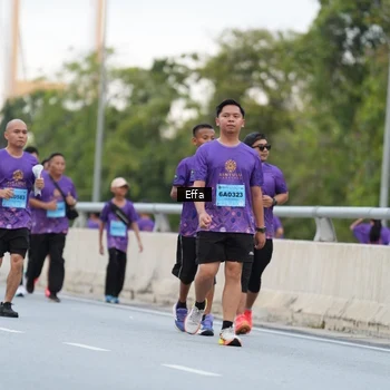 Runner Photo 2720254