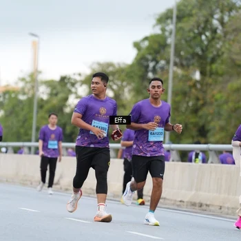 Runner Photo 2720295