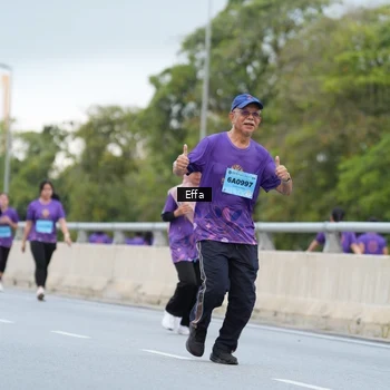 Runner Photo 2720304