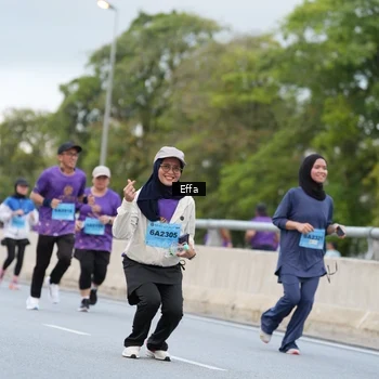 Runner Photo 2720476