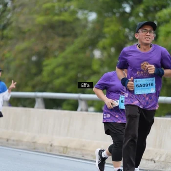 Runner Photo 2720485