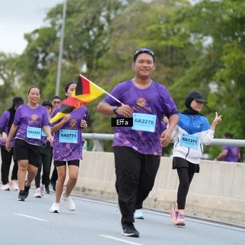 Runner Photo 2720494