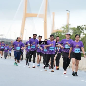 Runner Photo 2720597