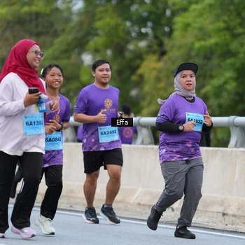 Runner Photo 2720653