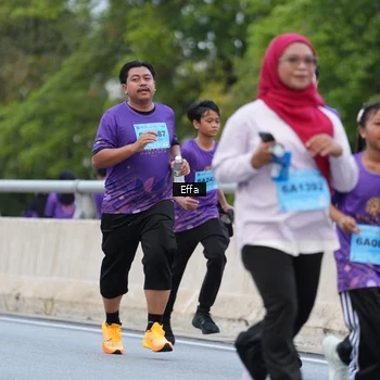 Runner Photo 2720657