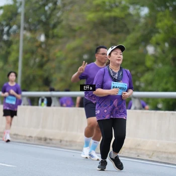 Runner Photo 2720690