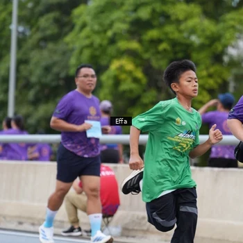 Runner Photo 2720709