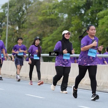 Runner Photo 2720714
