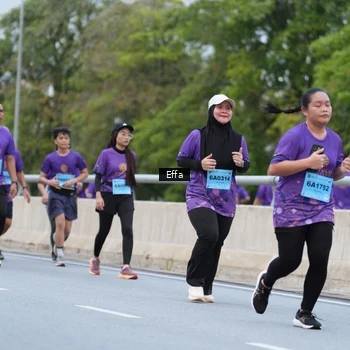 Runner Photo 2720717