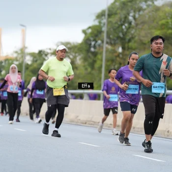 Runner Photo 2720735