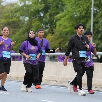 Runner Photo 2720796