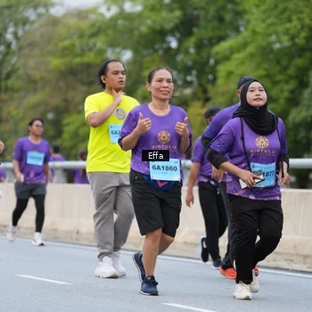 Runner Photo 2720806