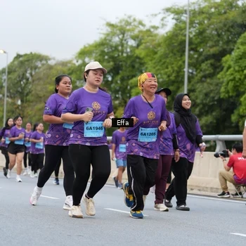 Runner Photo 2720876