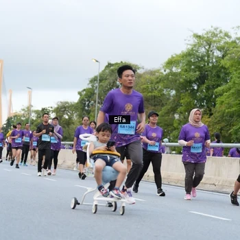 Runner Photo 2720924