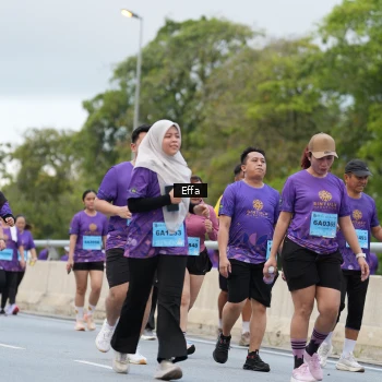 Runner Photo 2720941