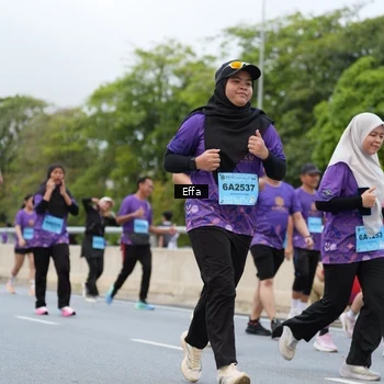 Runner Photo 2720945